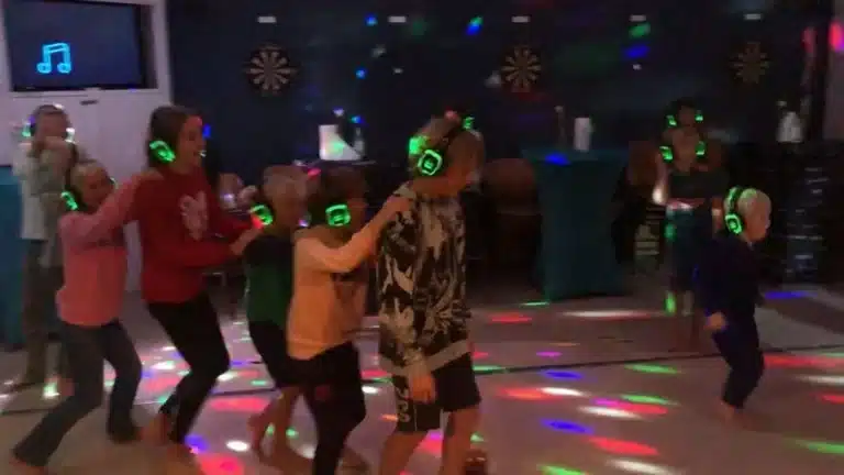 Silent disco kinderfeestje: het feestje dat kinderen niet vergeten